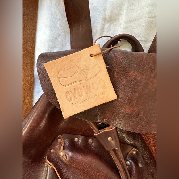 Cydwoq Leather Backpack Fortress - Picture 2 of 13